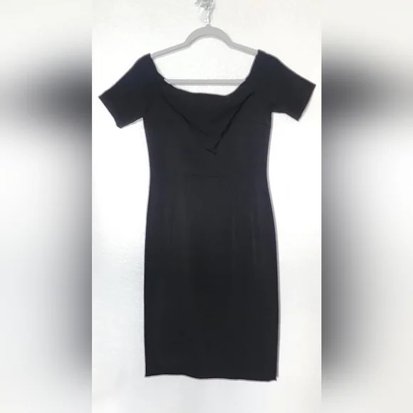 H&M Women's Off The Shoulder Mini Bodycon Dress. Size 6 - Picture 1 of 8